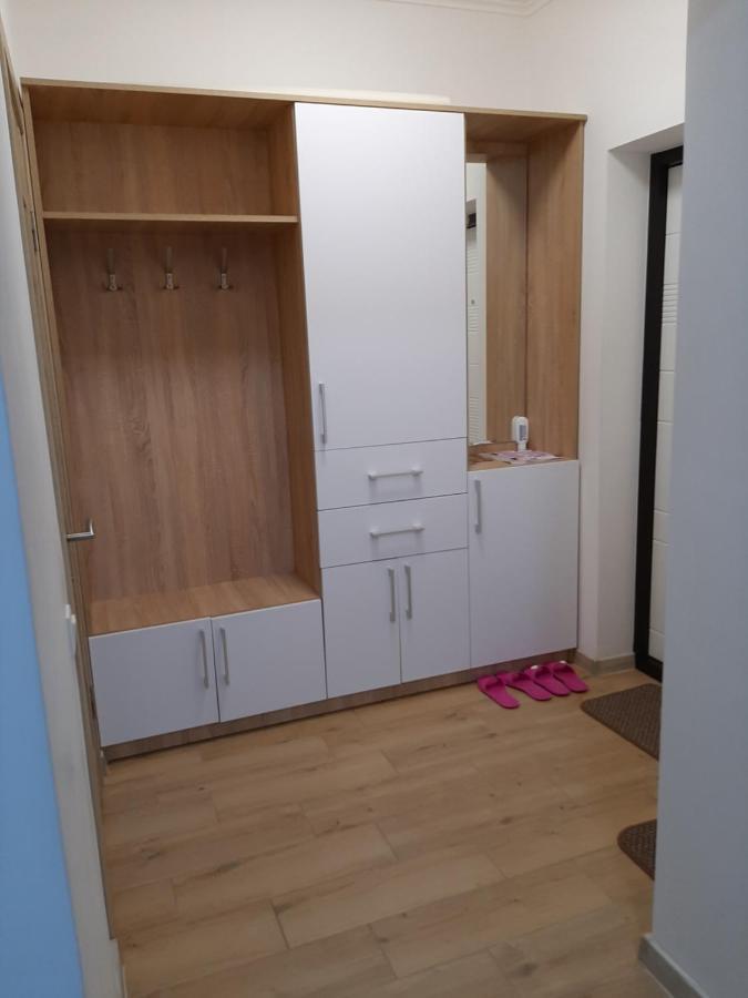 New !!! Modern Lux Apartment In The City Center With A Terrace Mukacheve Exterior photo